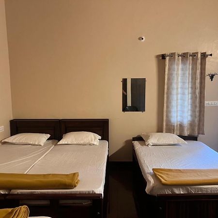 Silver Shadow Homestay Чикмагалур Екстер'єр фото